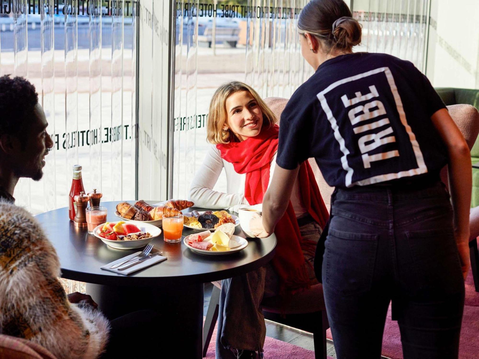 Tribe Manchester Airport By Accor 霍尔 外观 照片